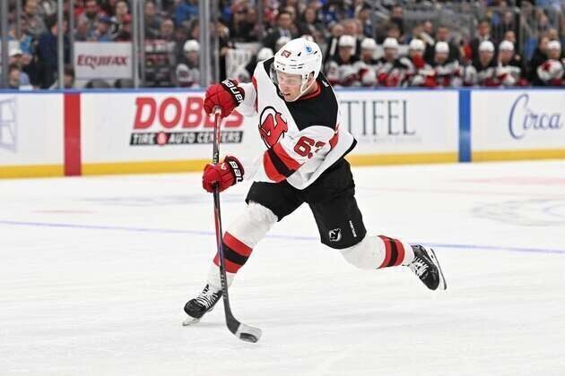 Quiet at deadline, Devils and Rangers renew rivalry