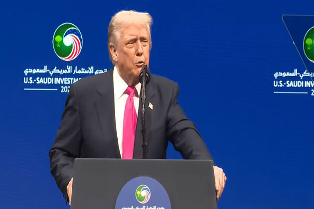 "I'm gonna welcome those people": Trump defends H-1B visas, counters MAGA criticism