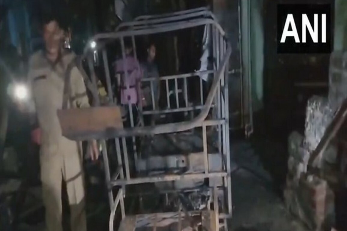 Two died after fire breaks out at Delhi's Dilshad Garden