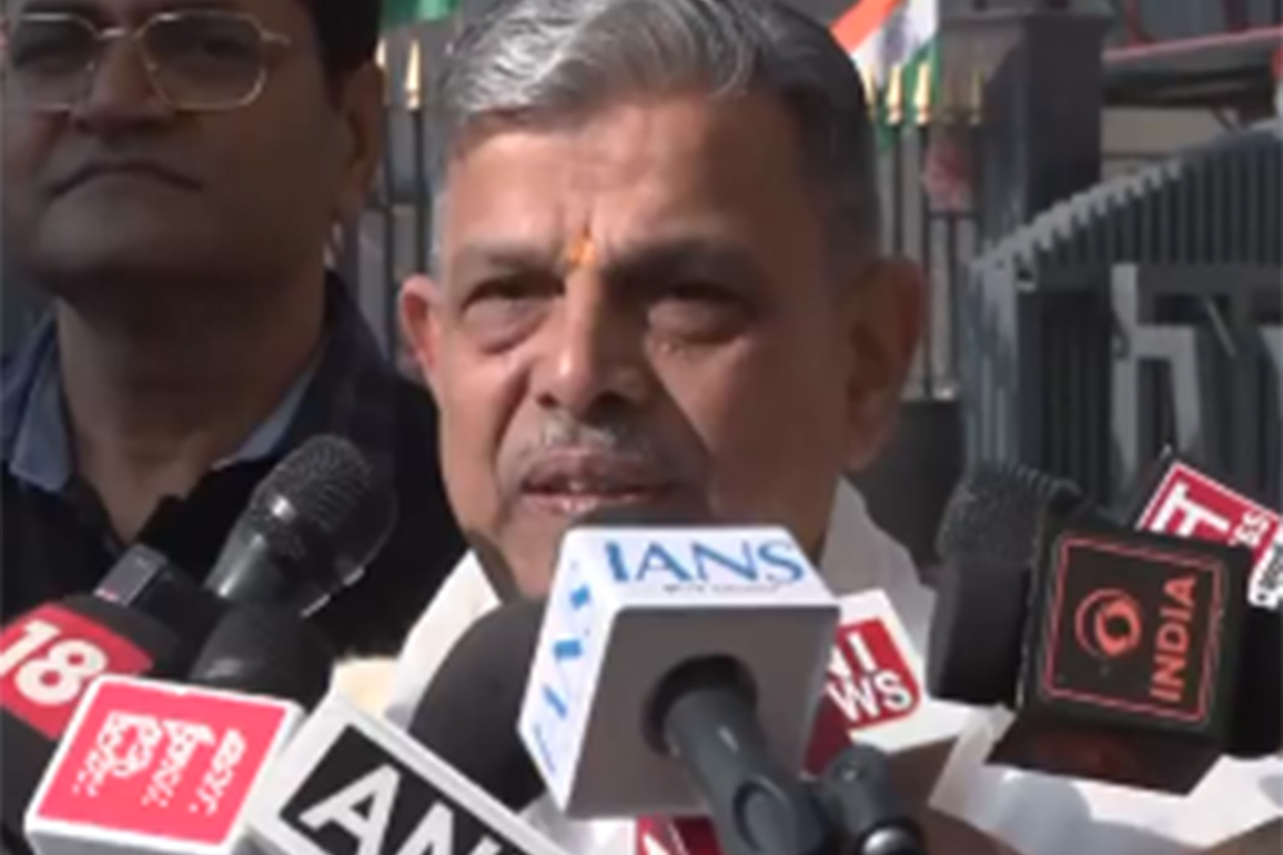 "India built on sacrifices of people from every region": RSS leader Dattatreya Hosabale on R Day