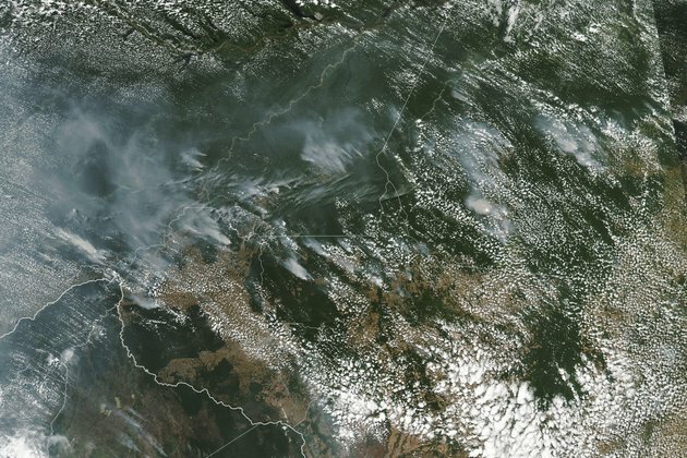Brazil&#039;s Bolsonaro Suggests NGOs Setting Amazon Fires, Gives No Proof