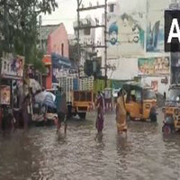 Tamil Nadu: Heavy rains in Madurai leave roads waterlogged, cause inconvenience to passengers