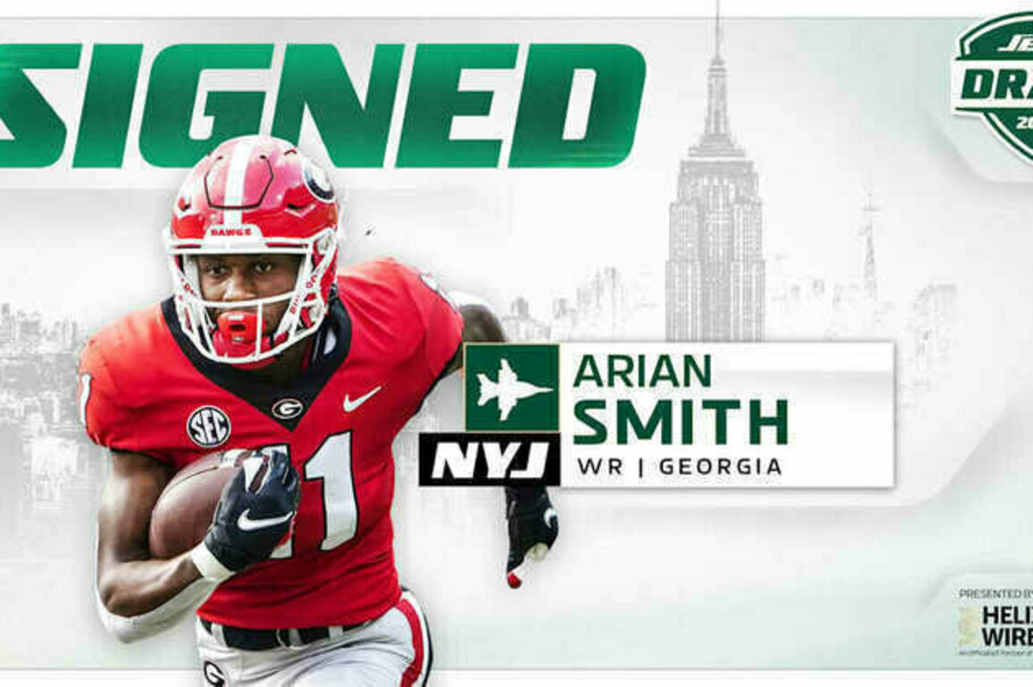Jets Sign Fourth-Round WR Arian Smith