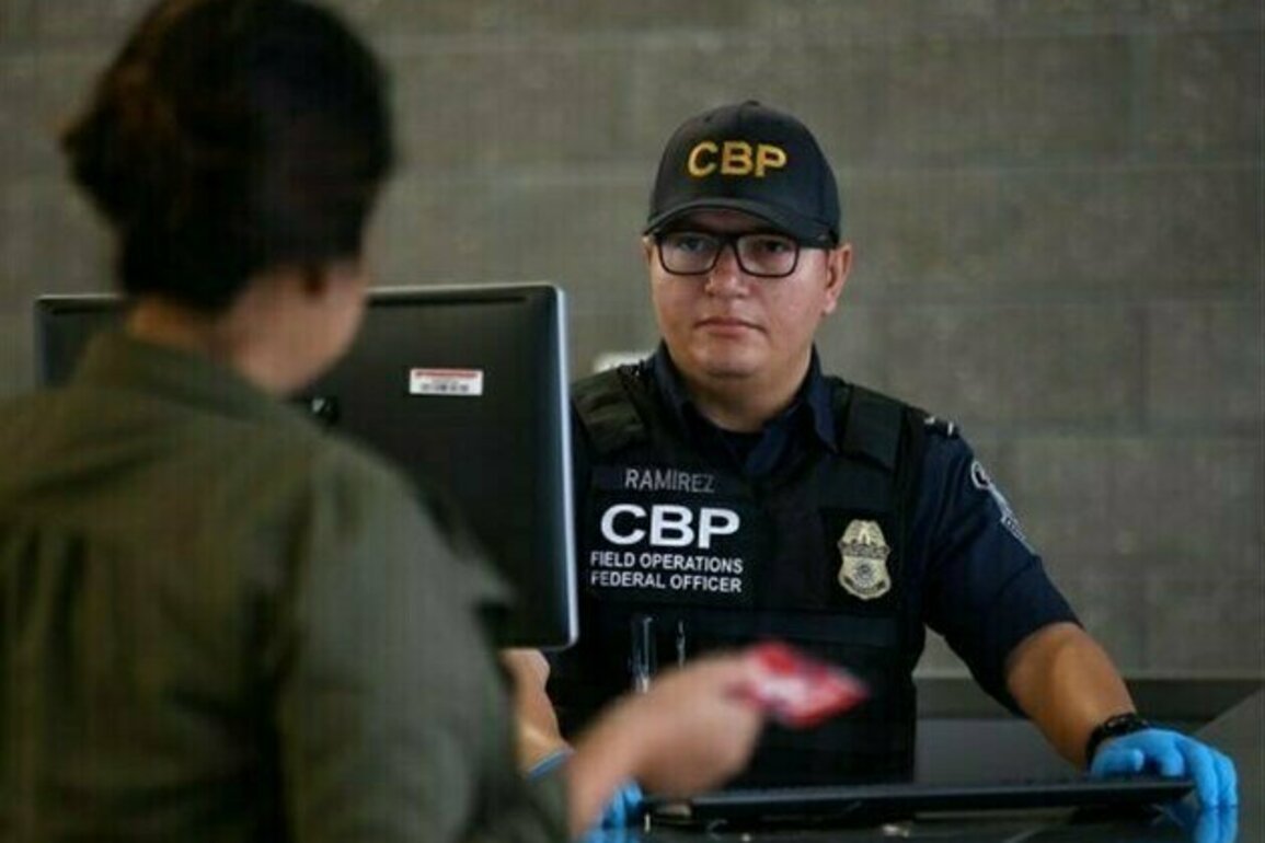 New $250 Visa Fee Risks Deepening US Travel Slump
