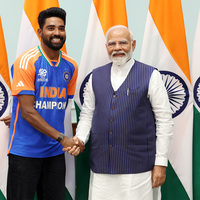 "Stood by us in defeat and in victory": Siraj recalls his memories of meeting PM Modi