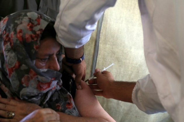 Prepare for Messy Transition on COVID Jabs as COVAX Ends