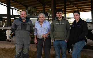 Taking the leap into robots to future-proof a Worcestershire family dairy farm