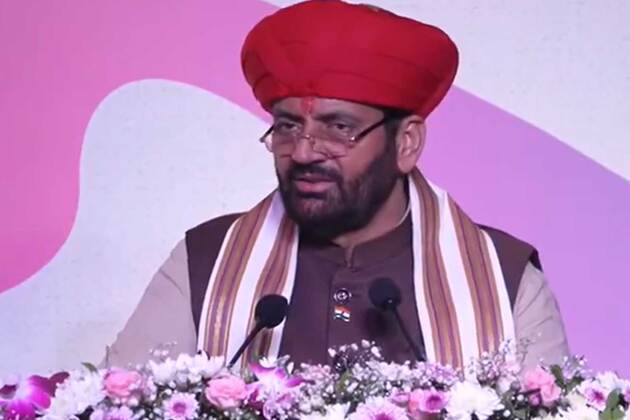 Haryana CM Saini lauds state's contribution to armed forces, sports and industry at Mumbai summit