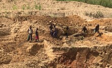  Artisanal diamond miners in Sierra Leone