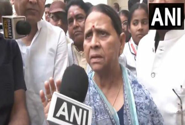 Row over National anthem: RJD leader Rabri Devi says "mentally unstable" Nitish Kumar should resign, demands apology