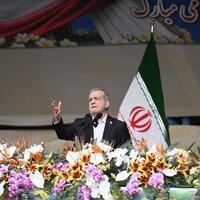 Iran says distrust of West stalls nuclear talks, describing missile program as "red line"