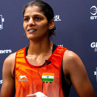 World Boxing Championships 2025: Jaismine packs off Romeu to reach quarters