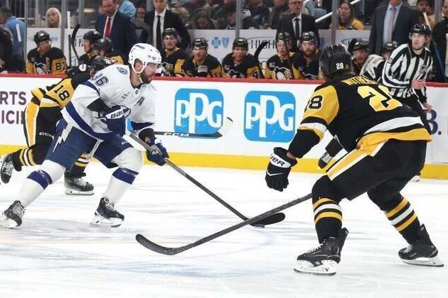 Lightning tie franchise mark with shootout win over Penguins