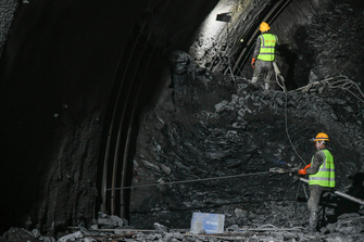 60"FlyOverChina | Banyou No.1 Tunnel has been drilled through in SW China's Sichuan