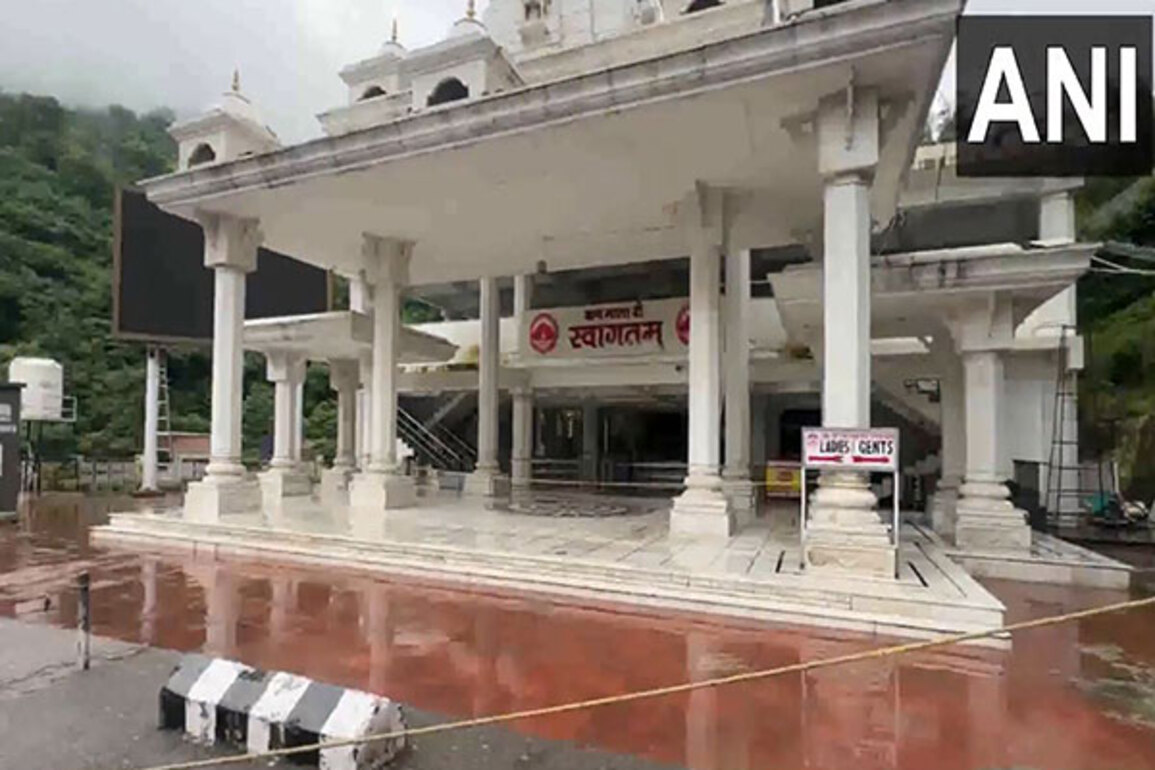 J-K: Vaishno Devi Yatra continues to remain suspended for 8th consecutive day