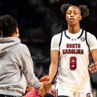 Women's Top 25 roundup: Joyce Edwards, No. 3 South Carolina cruises