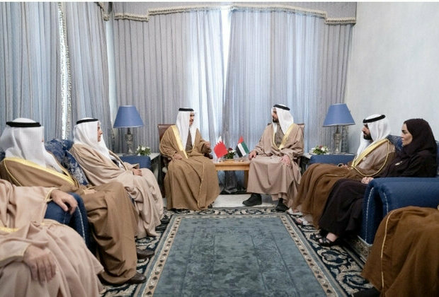 Saif bin Zayed meets Bahraini Interior Minister in Tunisia