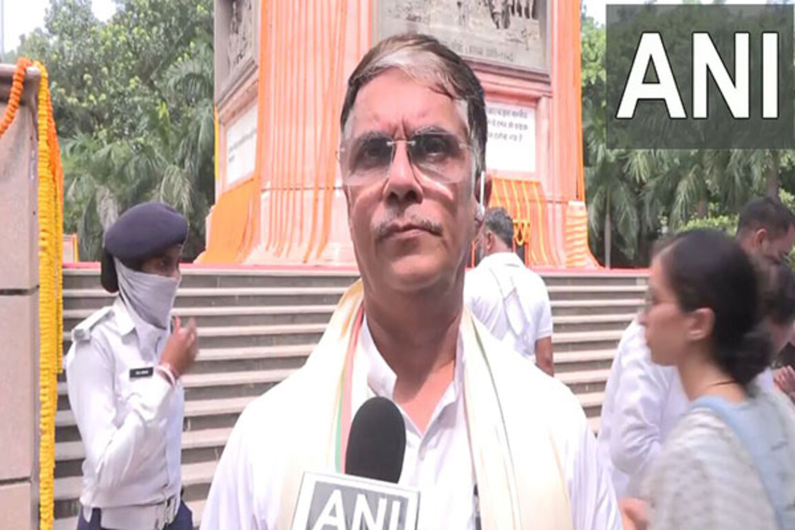 "America should not make baseless statements like this," Pawan Khera criticises Peter Navarro's "Brahmin" remark