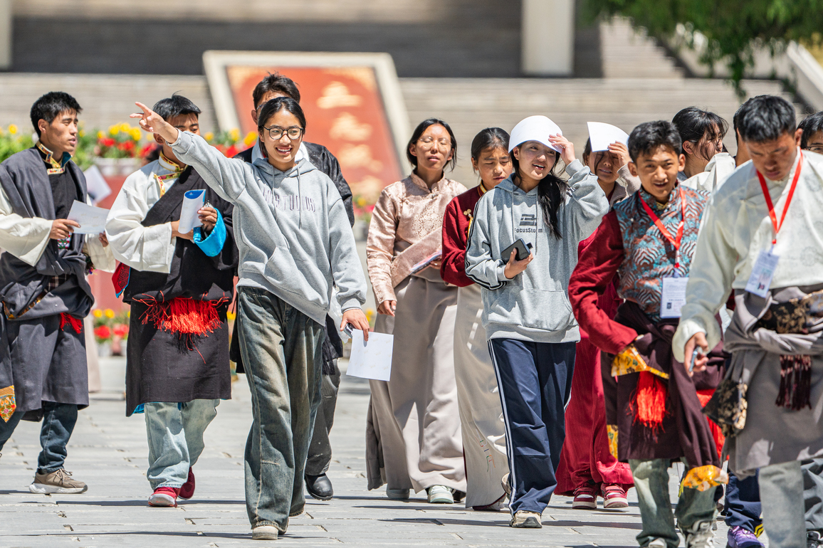 CHINA-COLLEGE ENTRANCE EXAMINATION (CN)