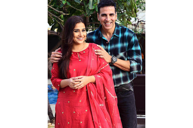 Akshay Kumar announces fourth film with Vidya Balan for Anees Bazmee's next, says "I hope the good luck charm of our jodi continues"