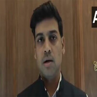 "Rahul Gandhi is more interested in doing politics than in patriotism": Shiv Sena leader Shrikant Shinde