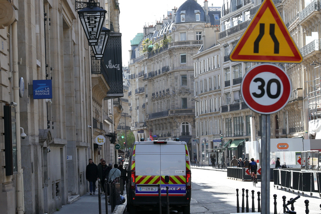 FRANCE-PARIS-BANK OF AMERICA-ATTEMPTED BOMB ATTACK