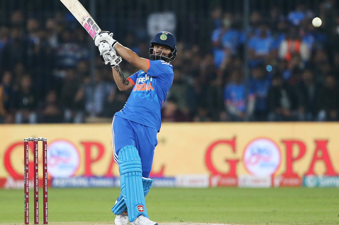 Rinku Singh's father passes away after battling stage-four cancer