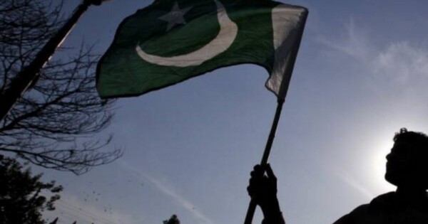 Api Rafkt Karachi Pakistan: Encroachment crisis persists in Karachi amidst empty ...