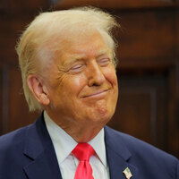 "Iran really wants to make a deal," says Trump; advises opponents to "sit back and relax"
