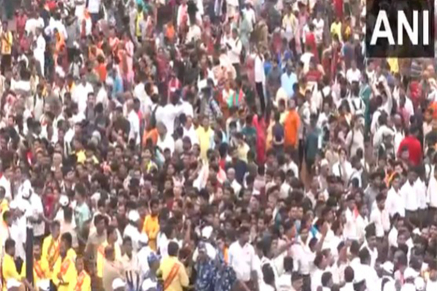 Odisha: Devotees gather in Puri as Rath Yatra begins, call it a "divine experience"