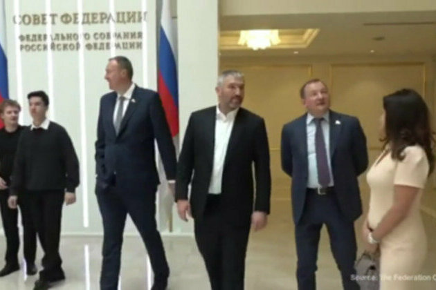 Hockey legend Ovechkin visits Russian Federation Council (VIDEO)