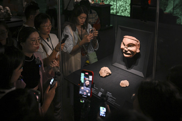 #CHINA-SHANGHAI-HONGSHAN CULTURE-EXHIBITION (CN)