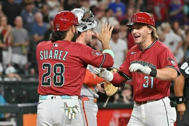 Diamondbacks blast 4 homers to beat Giants