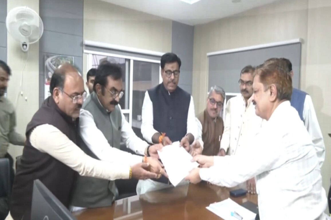 MP BJP delegation meets Chief Electoral Officer over SIR process