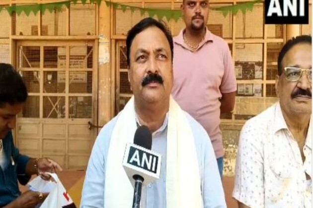 BJP slams Karnataka govt's 4% minority quota, calls it 'appeasement politics'