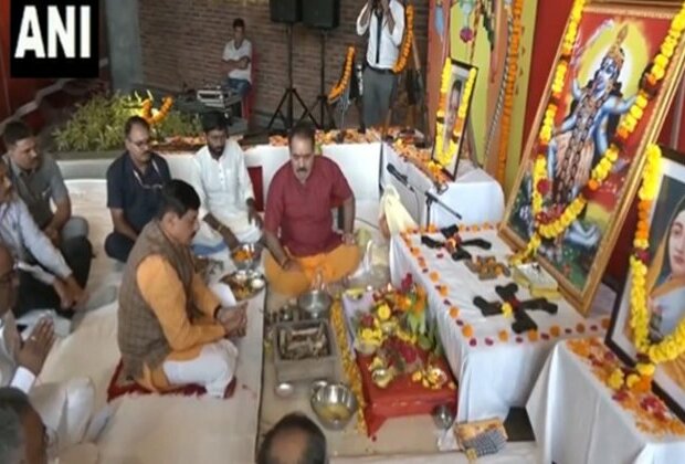 MP: CM Mohan Yadav performs 'Shastra Puja' on Vijayadashami in Bhopal, Minister Vijayvargiya in Dhar