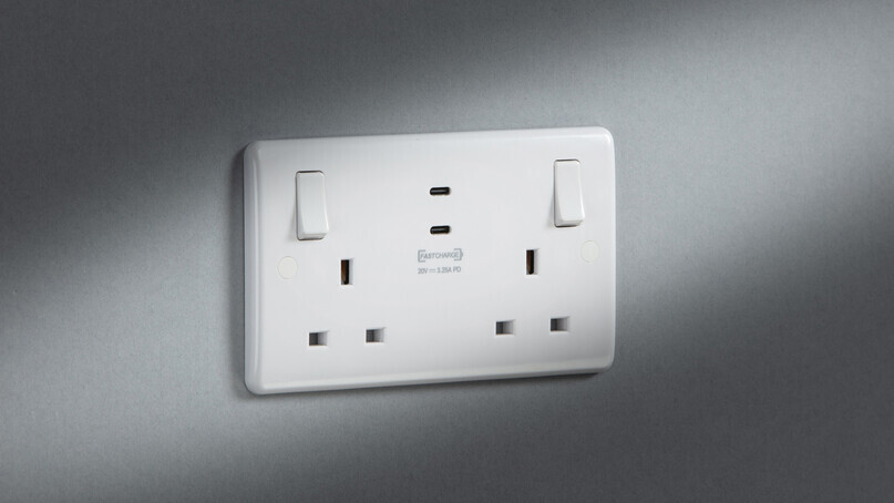 Knightsbridge boosts charging with market's most powerful USB socket