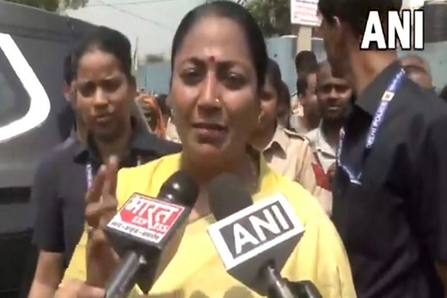 Delhi CM slams AAP leaders' visit to Madrasi camp, calls it "drama"