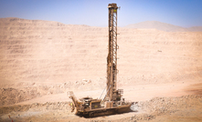  At its Chilean Compañía Minera Lomas Bayas copper mine, Glencore is converting its Caterpillar drill rigs to automated operation with Flanders’ ARDVARC technology