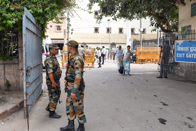 Delhi court orders FIR against wife and in-laws for abetment of suicide