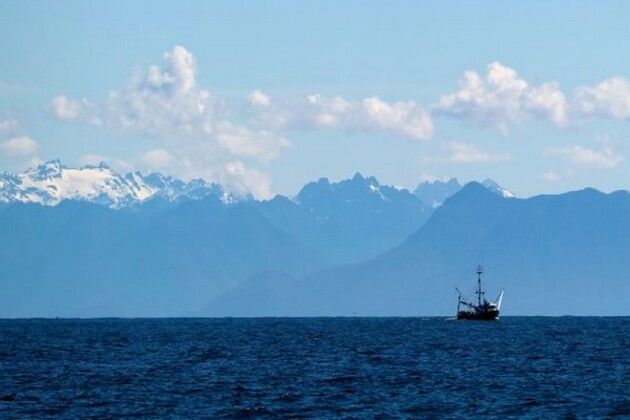 Philippines accuses Chinese state media of spreading propaganda over South China sea pollution claims