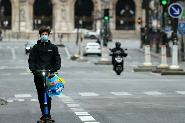 City of Paris slashes speed limit for rented scooters