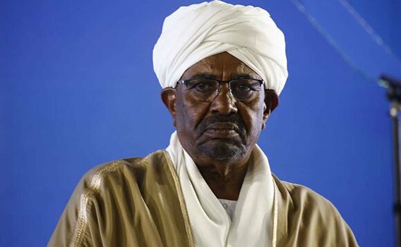 Bashir gwe baamaamudde ku bwapulezidenti bw'eggwanga lya Sudan Bashir gwe baamaamudde ku bwapulezidenti bw'eggwanga lya Sudan