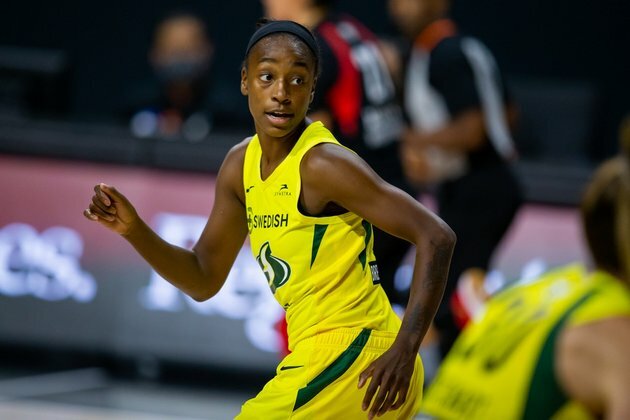 Reports: Seattle Storm extend core offer to all-star Jewell Loyd