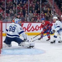 Cole Caufield scores 50th goal, Canadiens tally late to edge Lightning