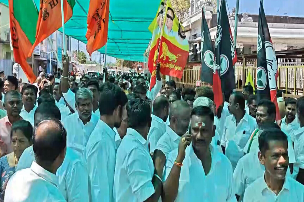 Tamil Nadu: BJP's Nainar Nagendran campaigns in Rameswaram