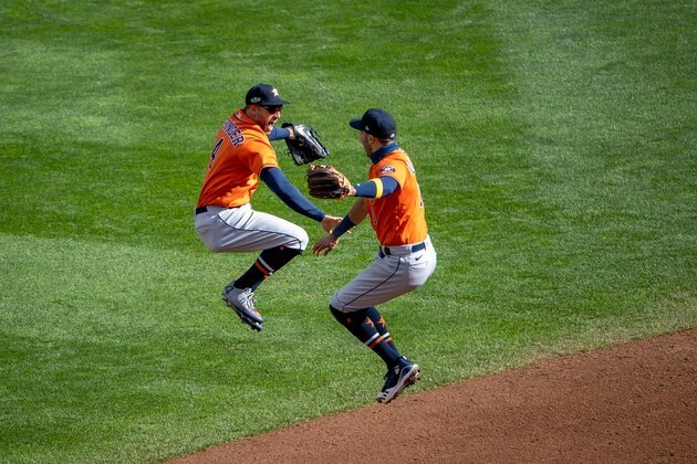 MLB roundup: Astros, Rays sweep series
