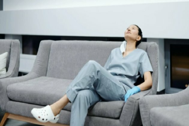 Study finds nurses have sleeping issues due to work stress, schedules