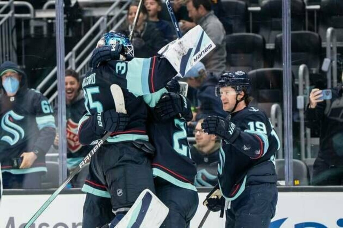 NHL roundup: Jared McCann's 400th career point lifts Kraken in OT