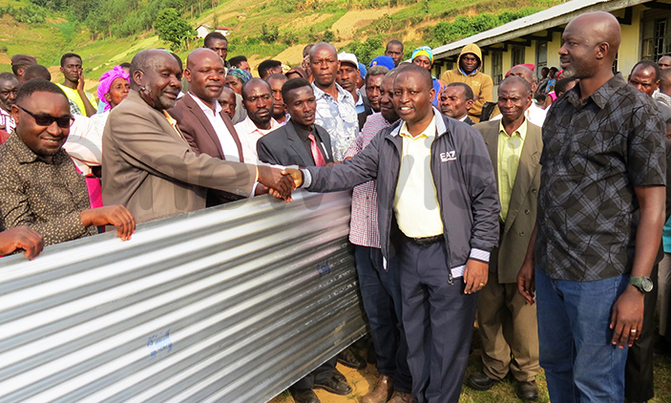 Bahati urges Ugandans to embrace saving Bahati urges Ugandans to embrace saving